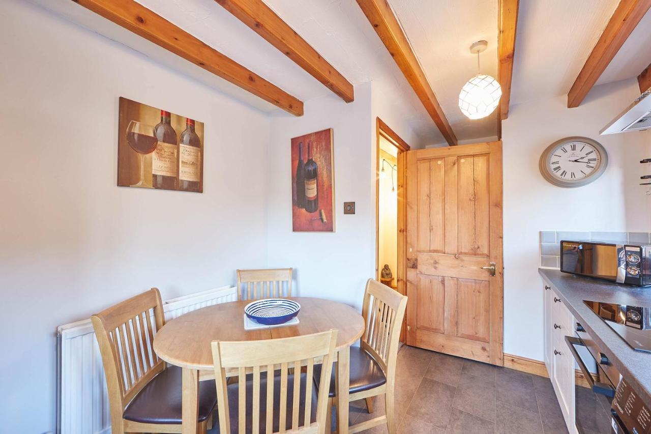 Host & Stay - Oldcorn Cottage ويتبي المظهر الخارجي الصورة
